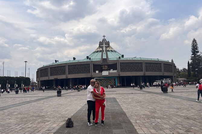 100% private tour in Guadalupe's Basilica with transport - Pickup, Transport, and the Real-Life Mexico City Traffic Problem