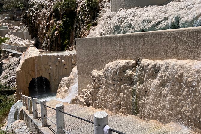 100% private tour to hotsprings Tolantongo from Mexico city - The bridge, tunnel, and waterfalls: how to pace your 2.5 hours