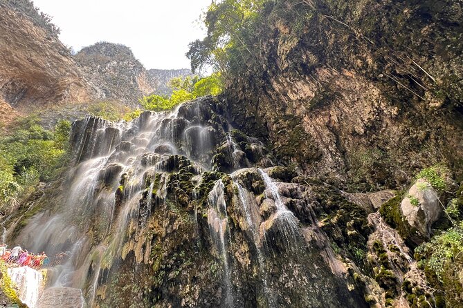 100% private tour to hotsprings Tolantongo from Mexico city - Getting out of Mexico City: 5 am pickup and the ride you should expect
