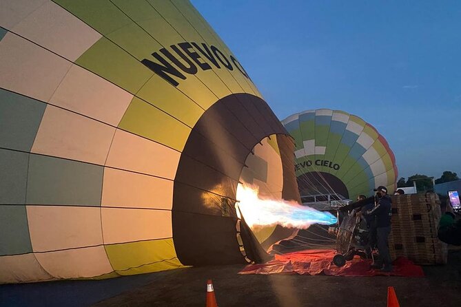 Balloon Flight + Breakfast in a cave + Pick up CDMX + Pyramids - Cave breakfast and the food choices you can actually plan for