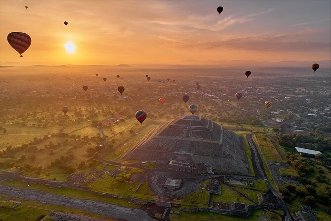Balloon Flight + Cave Breakfast + Pick Up from CDMX or We Fly - Artesanías Poncho: Maguey, Obsidian, and Artisan Spirits