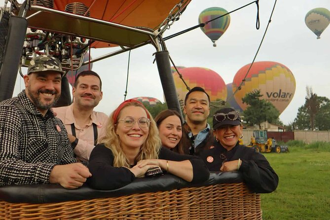 Balloon flight Teotihuacan, Breakfast in a cave Pick up in CDMX - Teotihuacan From Above: The 40-Minute Balloon Flight