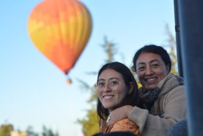 Balloon Flight with Breakfast in Cave and Pyramids of Teotihuacan - Gran Vuelo Teotihuacan: coffee, check-in, and first photos