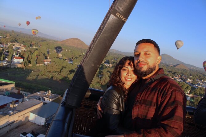 Balloon Flight with Breakfast in Cave and Pyramids of Teotihuacan - The cave breakfast: where the day turns from flight to food