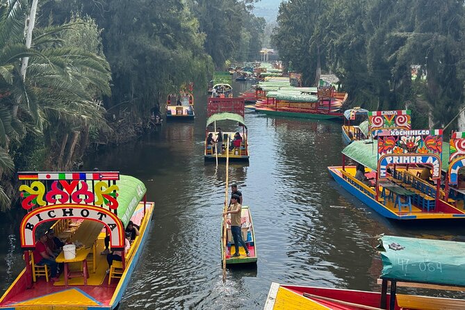 Boat tour in Mexico City with Live Guide with Food and Drinks - Xochimilco Canals: Getting Away From Central CDMX Noise
