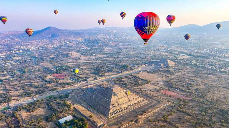 CDMX: Teotihuacan Balloon Flight with Optional Pyramids Tour - Sparkling wine toast, breakfast, and the rhythm of the day