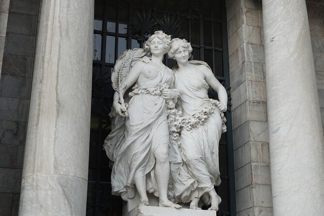 EXCLUSIVE TOUR to Palacio de Bellas Artes - small groups - The Art Nouveau Facade: How the Outside Sets Up the Inside