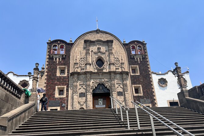 Full Visit of the Virgin of Guadalupe's village in private tour - The Offering and Holy Water chapel: the finishing stops that land well