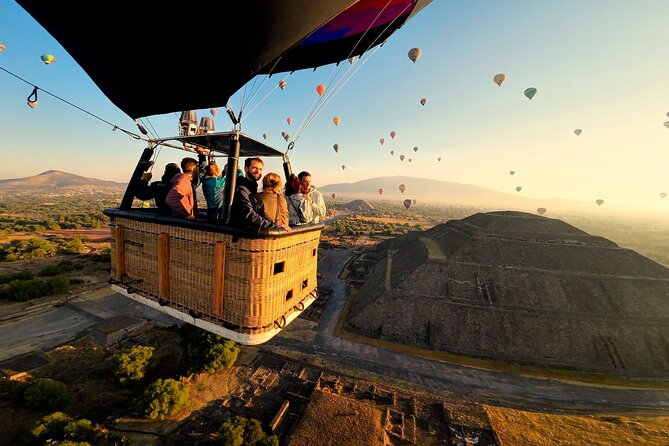 Hot Air Balloon Flight Teotihuacan With Pickup and Breakfast - Key things to know before you go