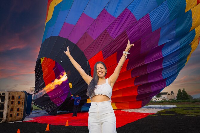 Hot Air Balloon Flight with Breakfast Cave and Pyramids Tour - Teotihuacan at First Light: why this balloon day works