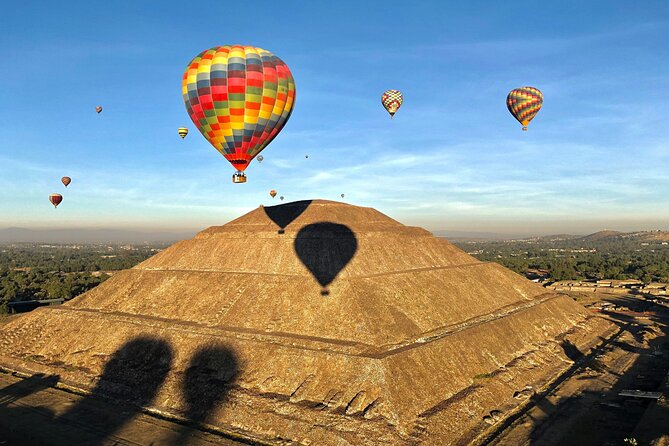 Hot Air Balloon Flight with Breakfast Cave and Pyramids Tour - The balloon flight over Teotihuacan: what you’ll notice in the sky