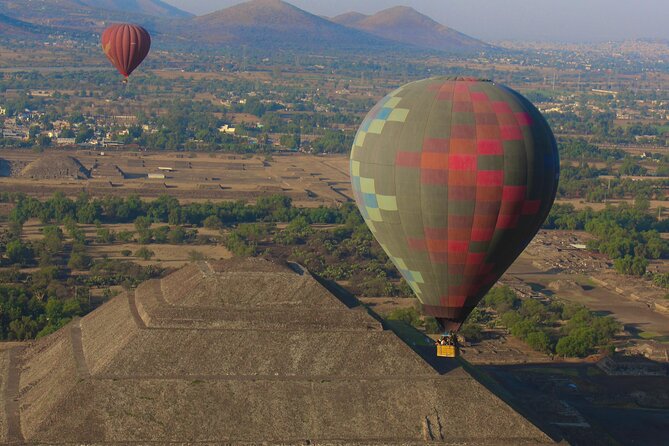 Hot Air Balloon Flight with Cave Breakfast - The cave toast, certificate, and breakfast at 8:10 am