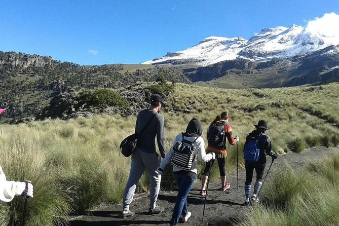 Iztaccihuatl Volcano Hike with an Alpinist - Transport and Group Size: The Trade-Off for Shared Tours