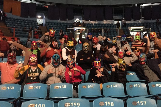 Lucha Libre Tour and Mezcal Tasting in Mexico City - Inside the Arena: Seats, Cameras, and Match Timing