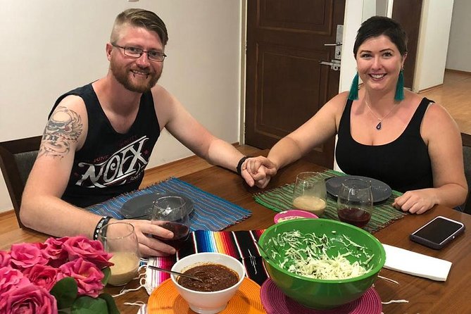 Mexican Cooking Class & Cocktails in Mexico City - Getting Oriented: Bucareli 165 and a Home-Kitchen Setup