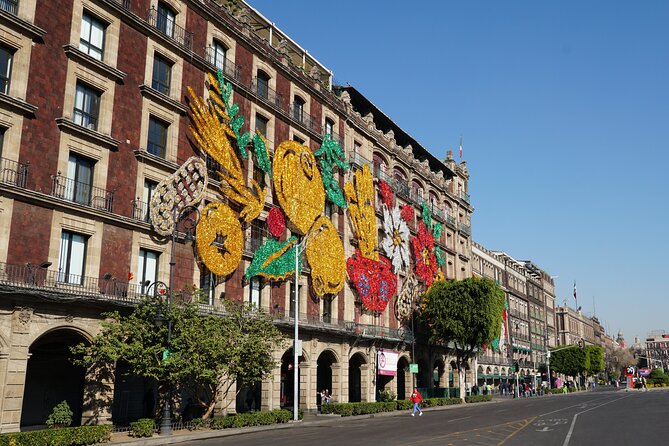 Mexico City: 19 City Highlights Bicycle Tour - Altar a la Patria: a national memorial you’ll read differently after the story