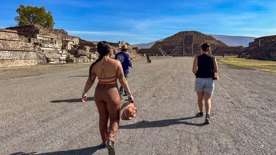 Mexico City: Afternoon Tour to Teotihuacan - Spirits, tequila tasting, and what to expect from the shopping time