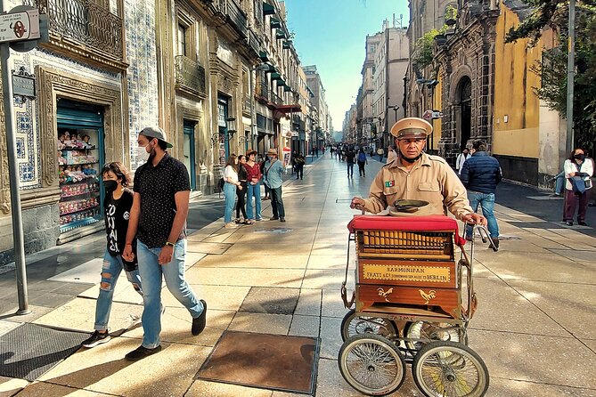 Mexico City Custom Private Tour with a Local, Highlights & Hidden Gems - Palacio de Bellas Artes Stop That Turns Art Deco Into a Story