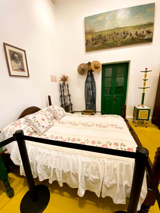 Mexico City: Frida Kahlo Museum Entry Ticket w/Digital Guide - Who should book this Frida Kahlo Museum ticket