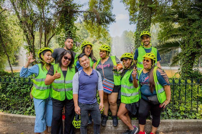 Mexico City Highlights E-Bike Tour With Foodie Stops - Guides, pacing, and staying oriented (not just surviving traffic)
