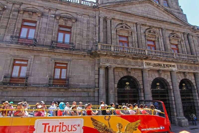 Mexico City: Hop-on Hop-off City Tour by Turibus 1-Day Pass - Basílica Circuit and Polanco: Two Extremes in One Ticket