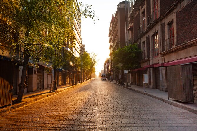 Mexico City Layover Tour: Downtown City Sightseeing - Stop 2: Mexico a Pie style stops—art, food, and local rhythm