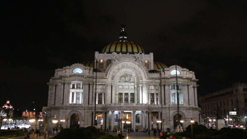 Mexico City: Night City Tour in a Double Decker Bus - The Final Stop: Hemiciclo a Juárez