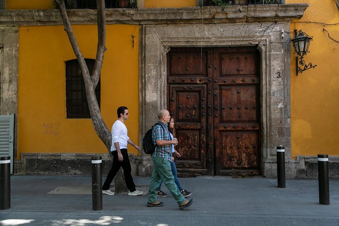 Mexico City: Roma & Condesa Private & Personalized Walking Tour - The Start at Fuente de Cibeles: Setting the Tone in Roma Norte