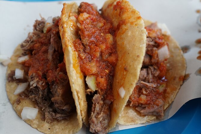 México City: Street Food to Home Cooking Food Tour - Your 10 tastings: 7 foods, 3 drinks, and full-sized portions