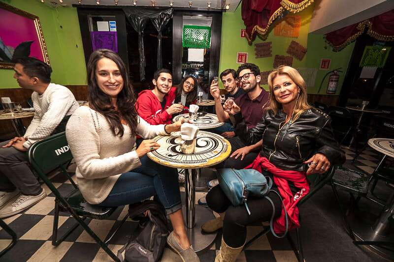 Mexico City: Tacos & Mezcal Night Food Tour - Mezcal time: three bottles, one cocktail, and a real explanation