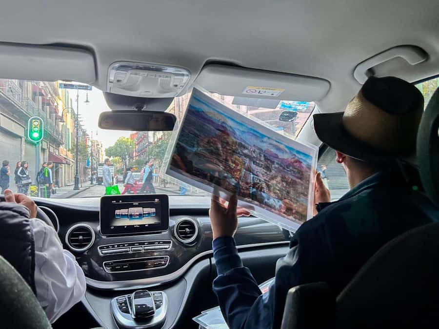 Mexico City: Teotihuacan Early or Afternoon Access Tour - How the Tour Keeps You from Getting Lost: Photo Stops, Headsets, and Group Flow