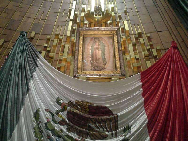 Mexico City: Teotihuacan, Tlatelolco & Basilica of Guadalupe - Lunch timing and food: choose the option that includes the buffet