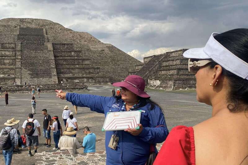 Mexico City: Teotihuacan, Tlatelolco & Basilica of Guadalupe - Pickup and timing: you’ll start early, then move as a group