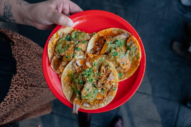 Mexico Private Food Tour With Locals Including 10 Tastings - Banco de México stop: the classic taco loop, done the local way