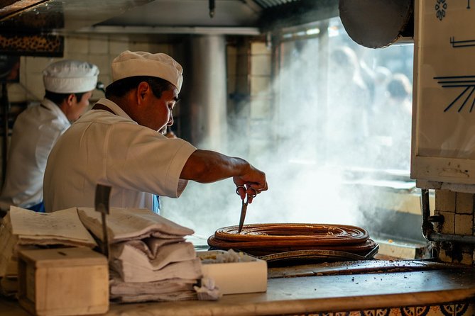 Mexico Private Food Tour With Locals Including 10 Tastings - Torre Latinoamericana: landmark time plus cultural context
