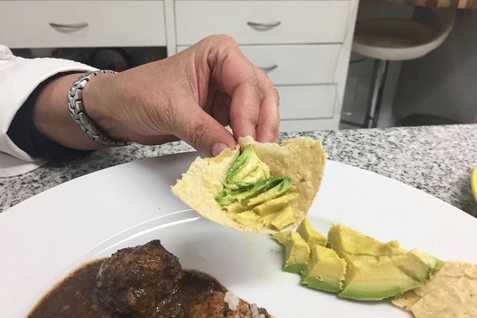 Private Mexican Cooking Class with Gastronomic Historian, Lucia - Your 3-hour flow: meeting, cooking, then eating in the garden