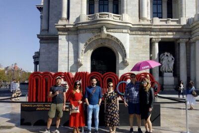 Private Tour in Mexico City - Best Rated - Meeting in Centro: Av. Juárez and the WhatsApp Setup