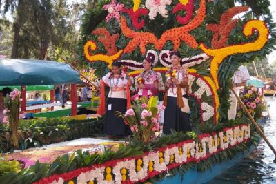 Private Tour: Xochimilco, Coyoacan and Frida Kahlo Museum - Xochimilco’s UNESCO Canals and the 1-Hour Trajinera Ride