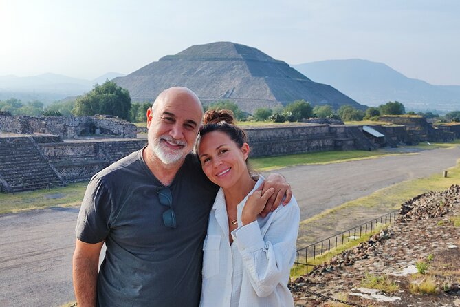 Private Transportation Pyramids of Teotihuacan + Breakfast in Cueva - Teotihuacán from Mexico City: how the day fits together