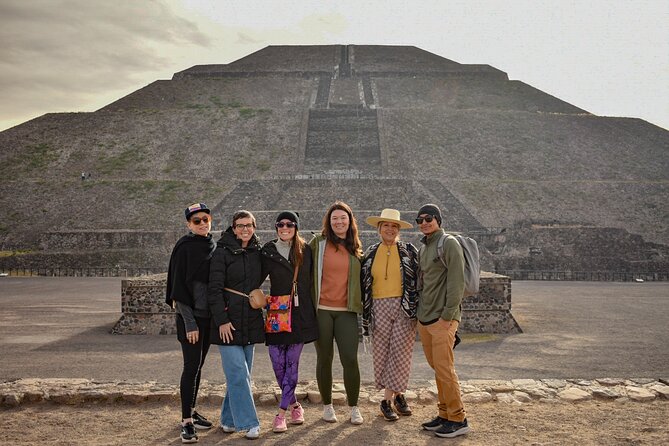 Pyramids of Teotihuacan Dawn (Tequila and Mezcal Tasting) - Getting there: meeting point, timing, and group size matters