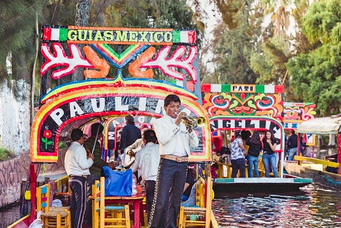 Small Group: Discover Xochimilco, Coyoacán, Frida Kahlo Museum and House - Guide quality in this small group: where the trip really rises or falls