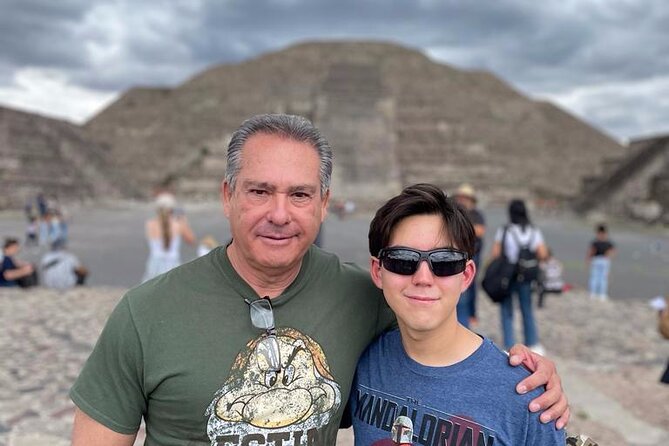 Small group: Teotihuacan, Basilica of Guadalupe and Tlatelolco - Stop 3: Teotihuacan pyramids, Road of the Dead, and the mural-packed interiors