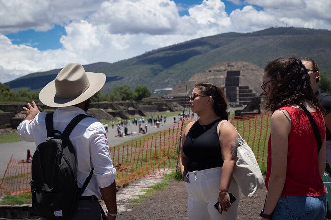 Teotihuacán 3 Pyramids Tour with Cave Breakfast + Transportation - Getting Picked Up in Mexico City Without Losing Your Morning