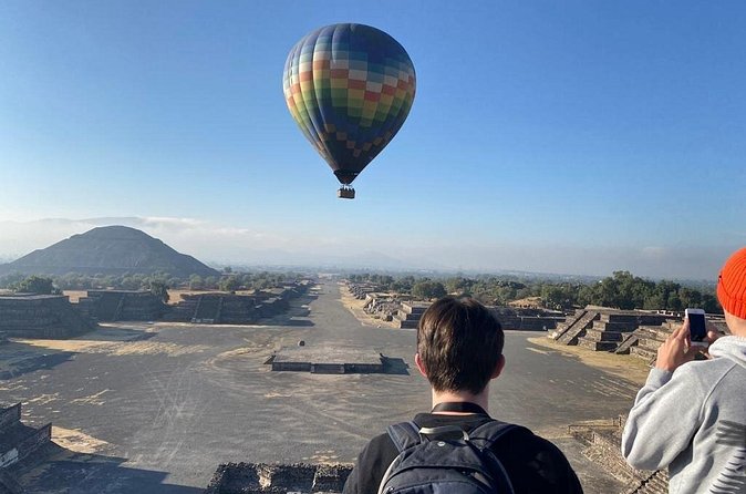 Teotihuacan Archaeology Tours - Getting from Mexico City: taxis, buses, and optional transport help