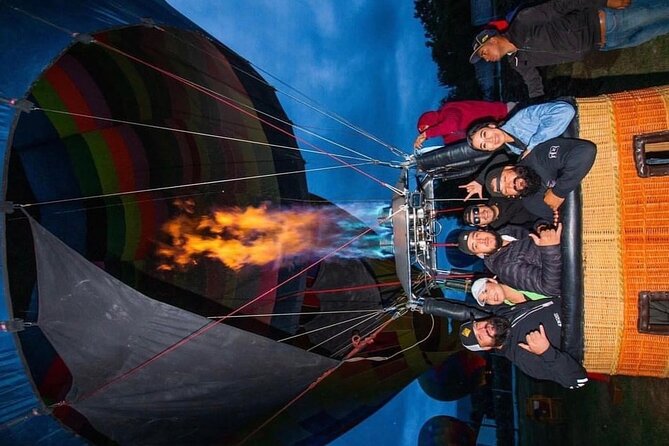 Teotihuacan balloon flight with cave breakfast and CDMX pickup - Optional workshops: clay you make, cocoa you taste
