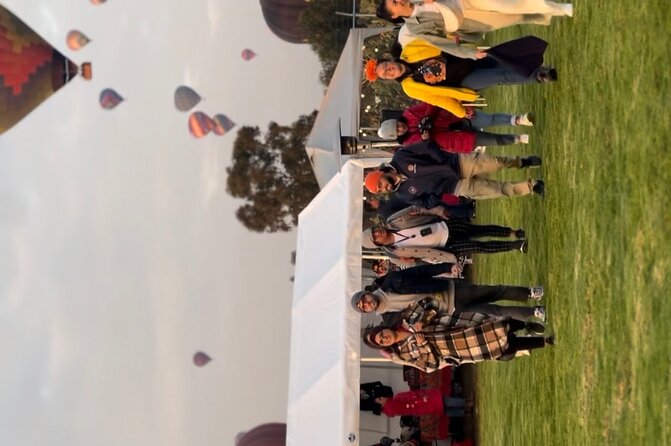 Teotihuacan balloon flight with cave breakfast and CDMX pickup - Group size and transport: what it feels like in real life