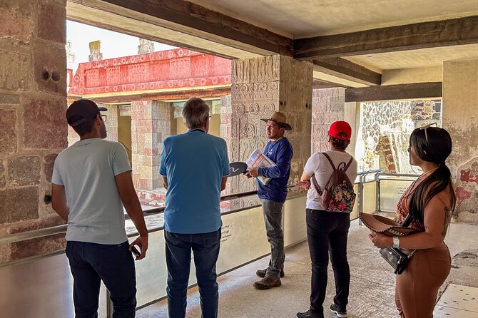 Teotihuacan, Guadalupe Shrine & Tlatelolco Day Tour with Lunch - Obsidian workshop and tequila tasting: a craft lesson plus a quick palate break
