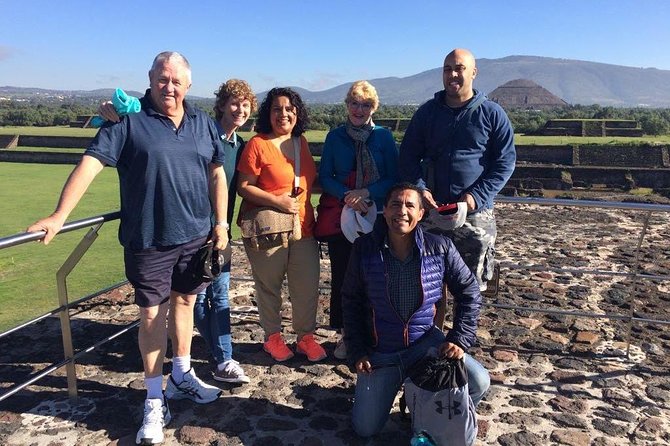 Teotihuacan Private Tour with Expert Guide & Cultural Insights - Teotihuacan Pyramids: Sun, Moon, Avenue of the Dead in one clear route