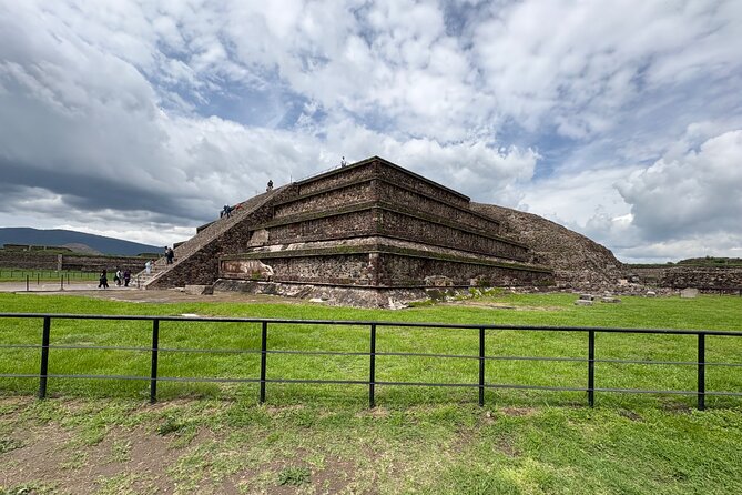Teotihuacan Pyramids VIP Tour without Commercial Stops - Free time without the tourist traps: how the pacing feels