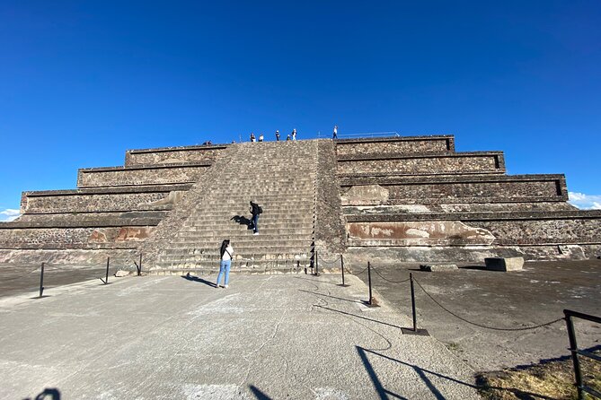 Teotihuacan Pyramids VIP Tour without Commercial Stops - What to bring for a comfortable day in Teotihuacan
